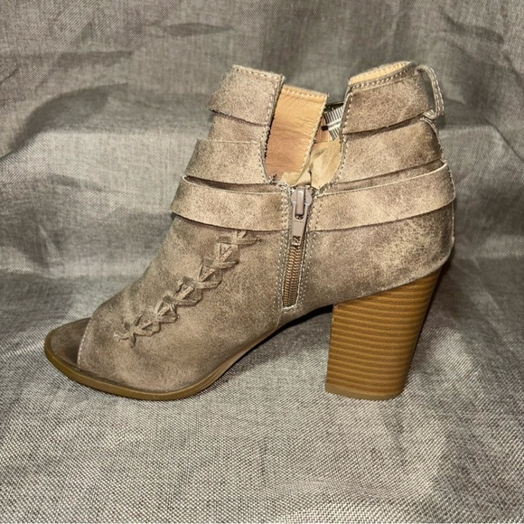 Diba True Bootie Ankle Open Toe Boots Women Tan Taupe Zip Side Buckles Size 8.5 - Picture 6 of 8